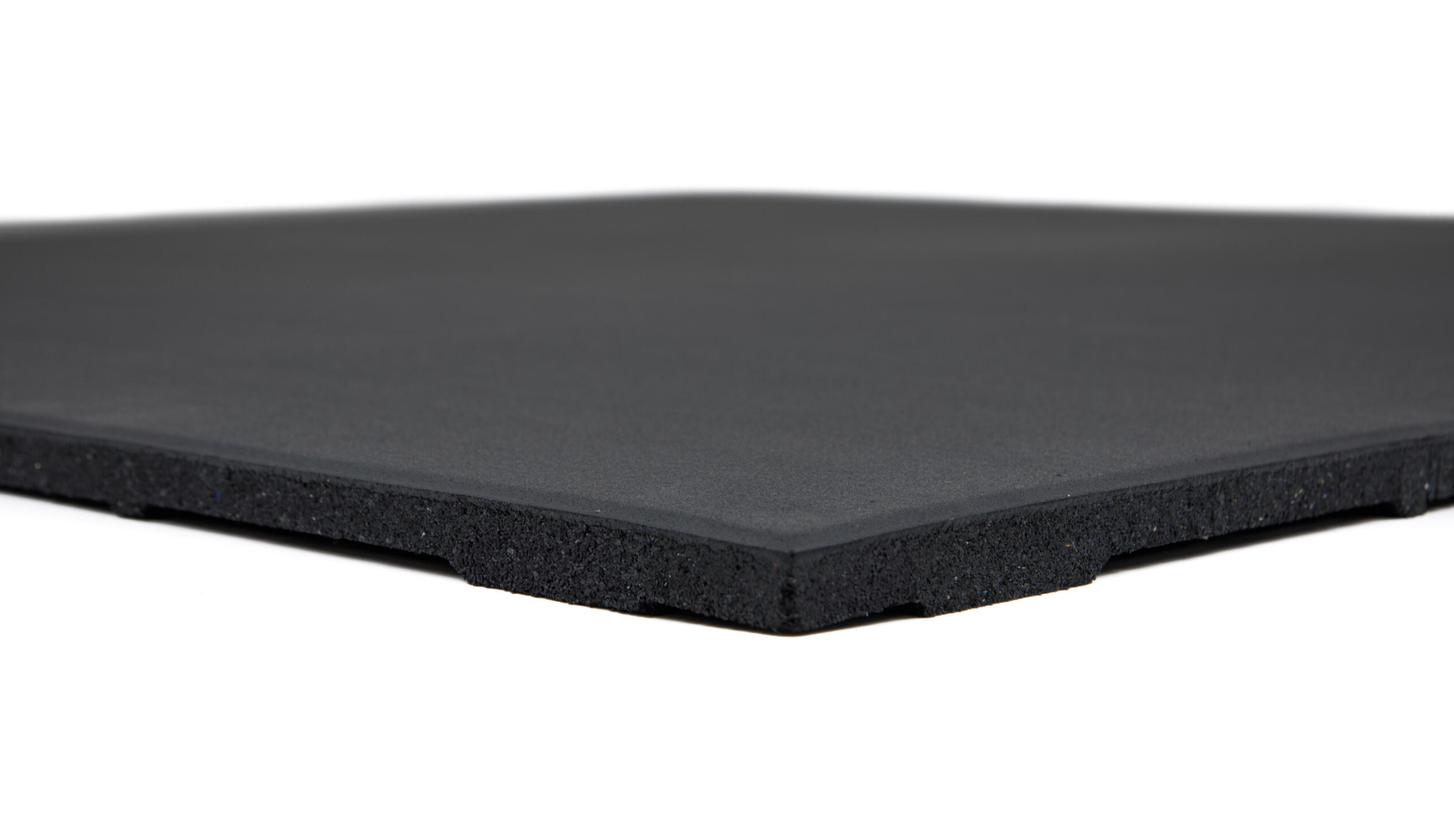 Pure Black Tile | rubber sporttegel - sfeerfoto 2